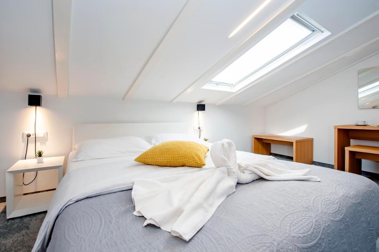 Villa Castrum Rovinj Buitenkant foto