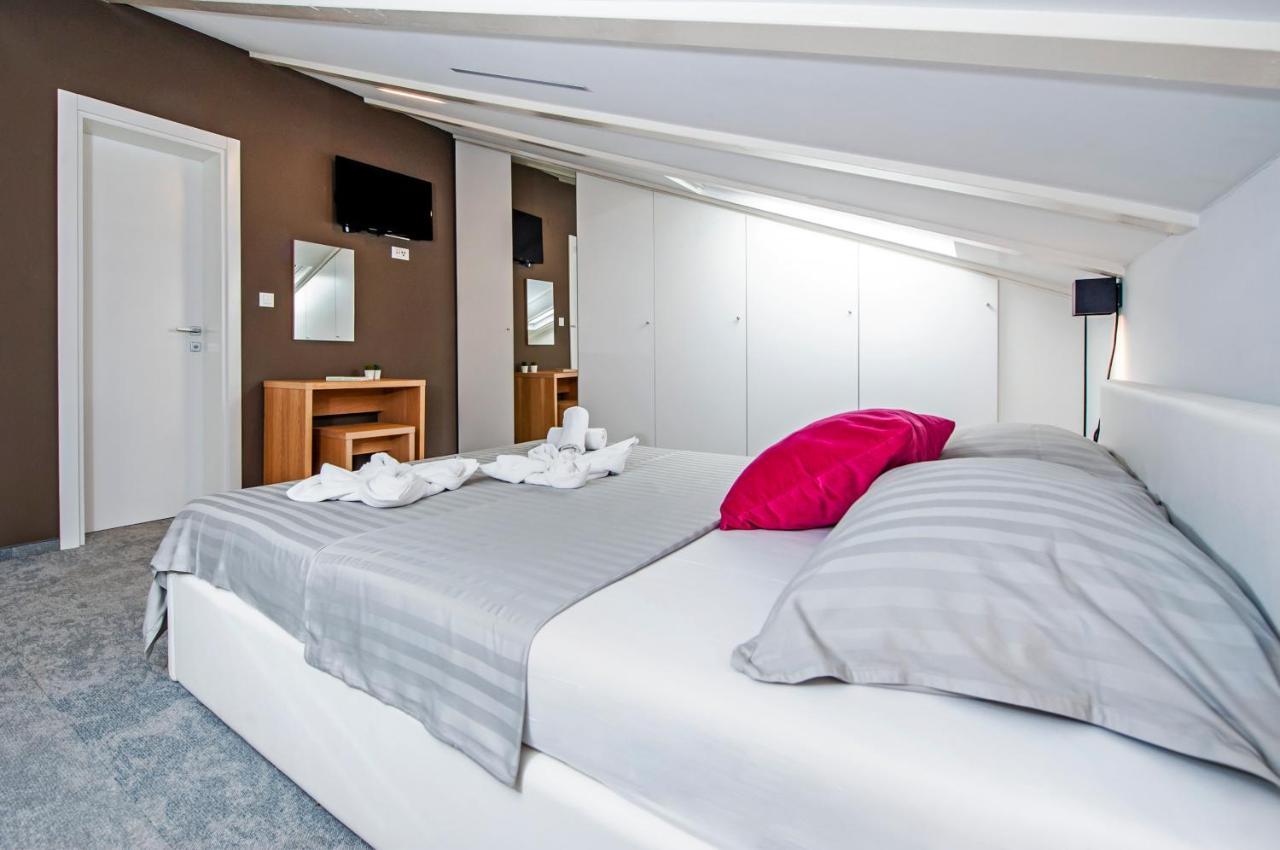 Villa Castrum Rovinj Buitenkant foto