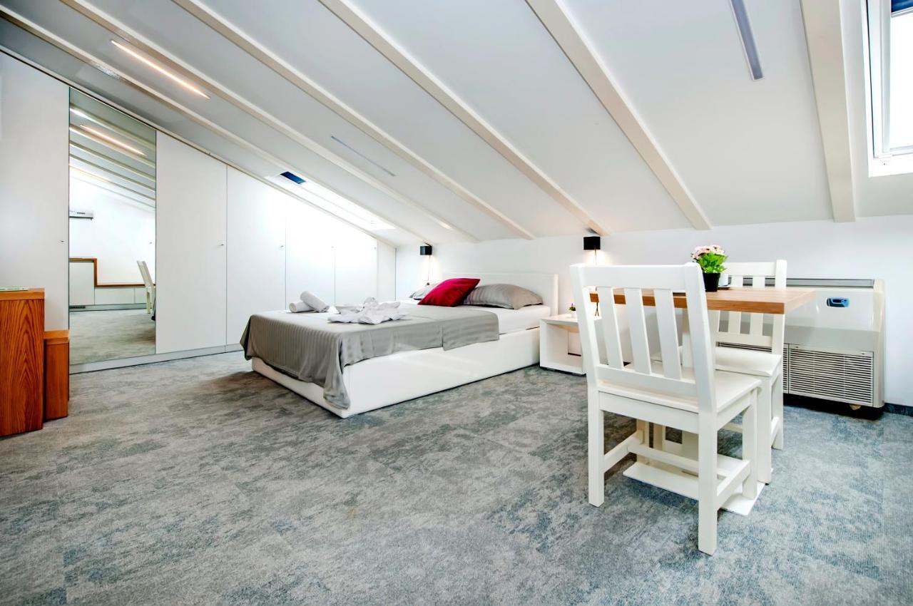 Villa Castrum Rovinj Buitenkant foto